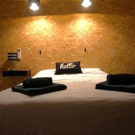 Le 100 Apartment Каркасон Екстериор снимка
