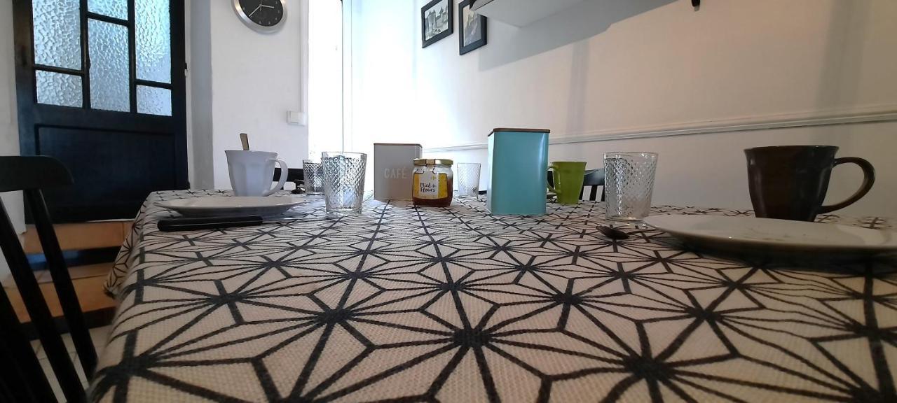 Le 100 Apartment Каркасон Екстериор снимка