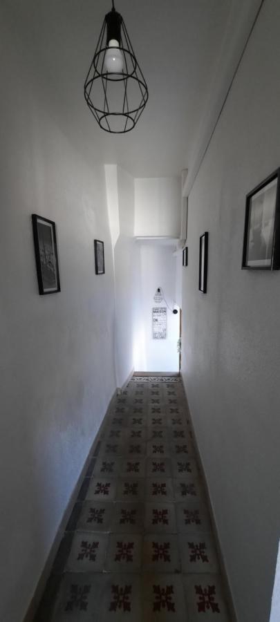 Le 100 Apartment Каркасон Екстериор снимка