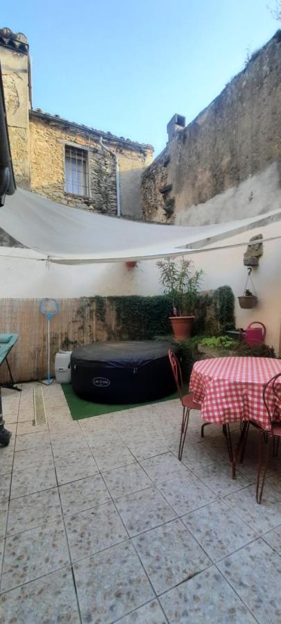 Le 100 Apartment Каркасон Екстериор снимка
